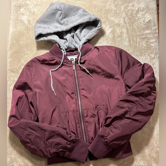 Bomber jacket with removable hood - Picture 1 of 4